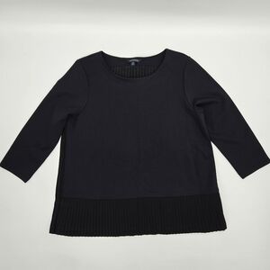 Land's End Pleated Back and bottom of front 3/4 Sleeve Blouse Size Medium